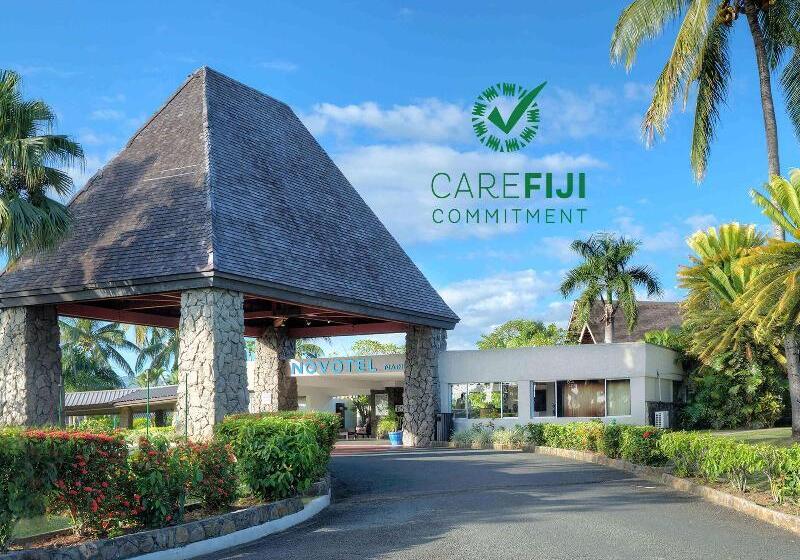 منتجع Novotel Nadi