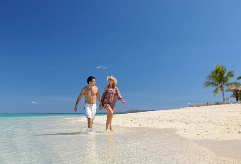 Nakelo Treasure Island Resort & Spa