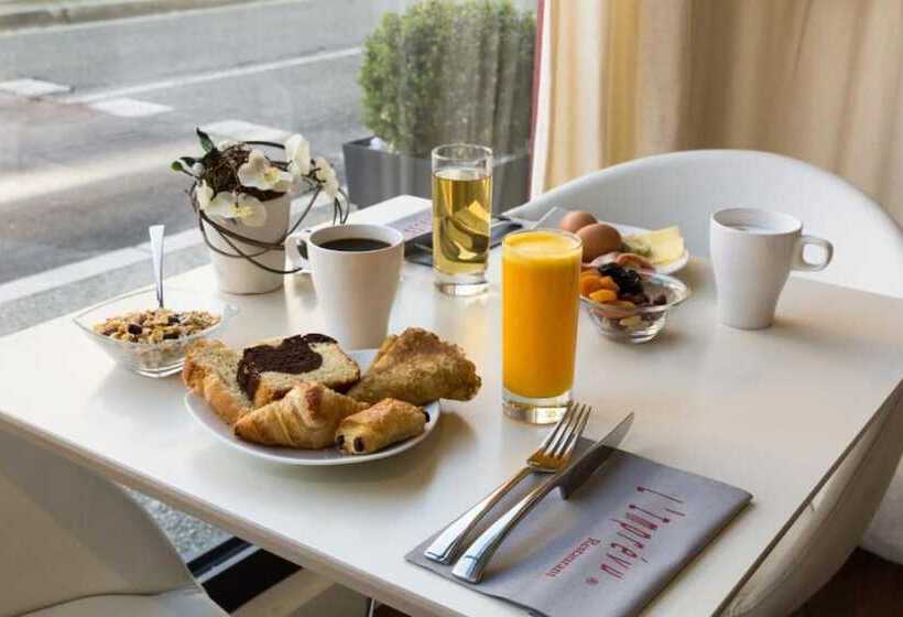 The Originals City, Hotel Central Parc, Oyonnax