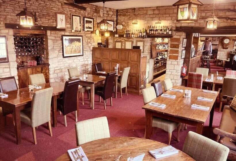 مبيت وإفطار Inn For All Seasons