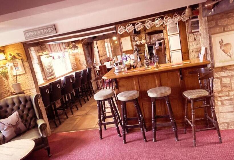 مبيت وإفطار Inn For All Seasons