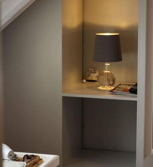 Castle Hotel & Apartments