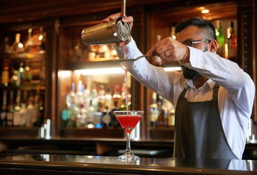 Dalmahoy Hotel & Country Club