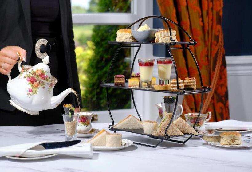 Dalmahoy Hotel & Country Club