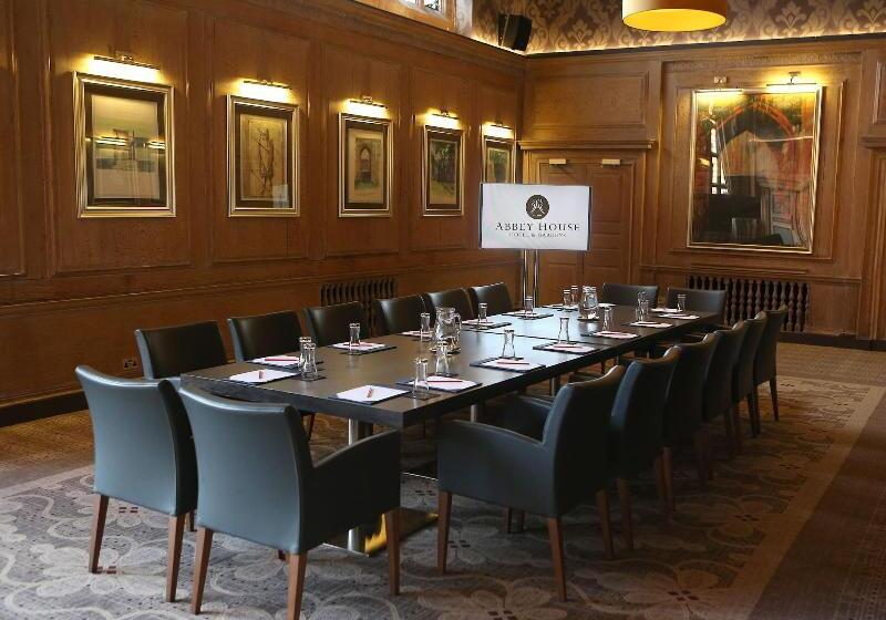 فندق Abbey House