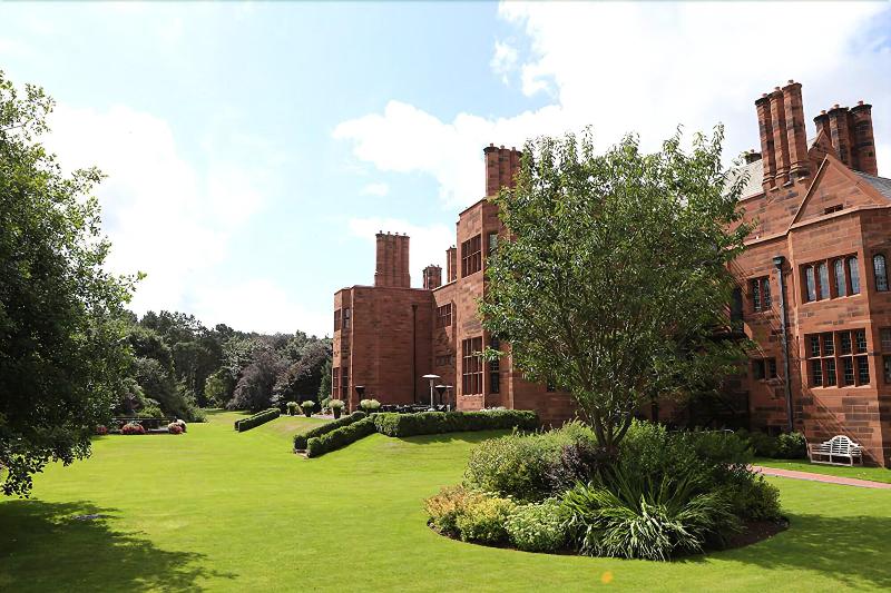 فندق Abbey House