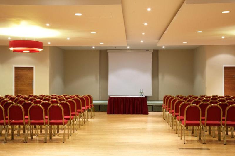 Aberdeen Airport Dyce Hotel, Sure Hotel Collection By Bw