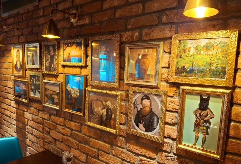 בית מלון כפרי Adamson