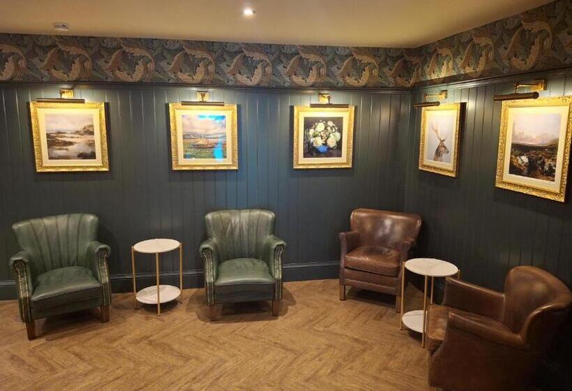 בית מלון כפרי Adamson