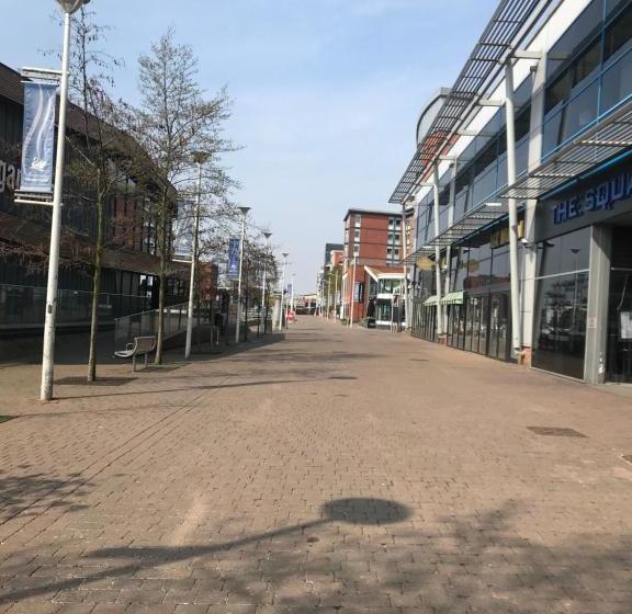 Отель Admiral Guest House