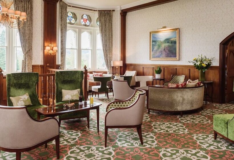 ホテル Ashdown Park