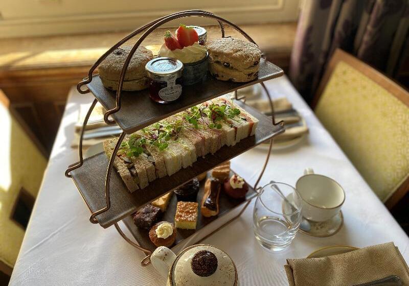 Отель Avisford Park