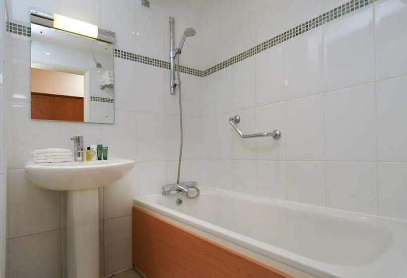 Отель Avisford Park