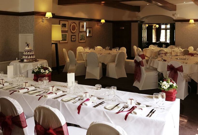 فندق Whately Hall