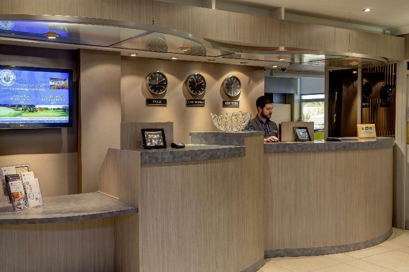 ホテル Cresta Court