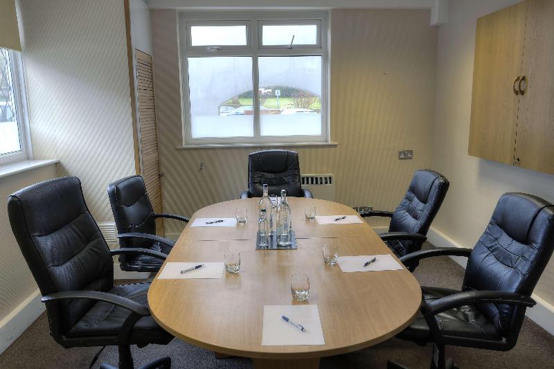 ホテル Cresta Court