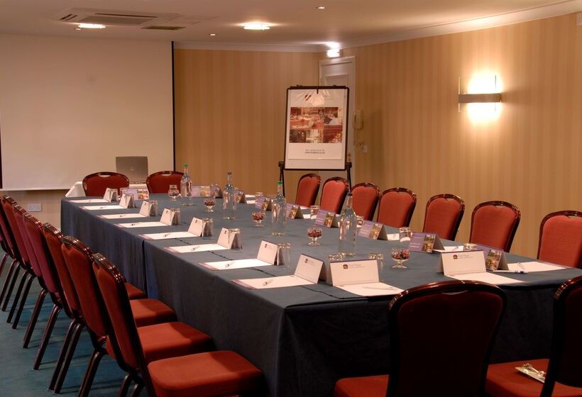 בית מלון כפרי Best Western Plus Dunfermline Crossford Keavil House