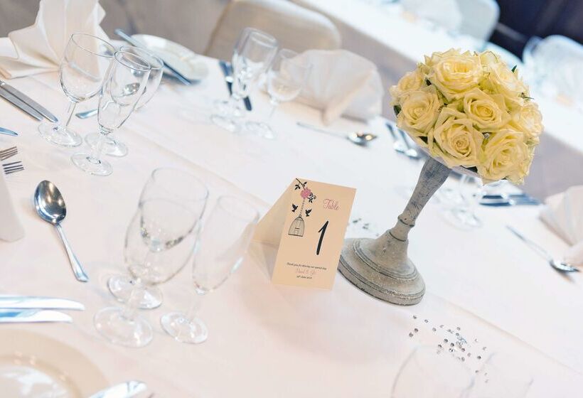 Отель Best Western The Rose & Crown