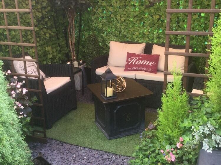 Brookside Hotel & Restaurant ,suitable For Solo Travelers, Couples, Families, Groups Education Trips