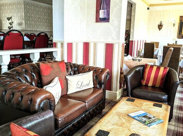 Brookside Hotel & Restaurant ,suitable For Solo Travelers, Couples, Families, Groups Education Trips