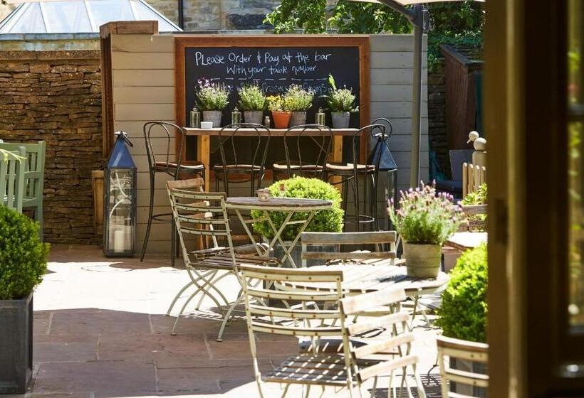 فندق Burford House Bh