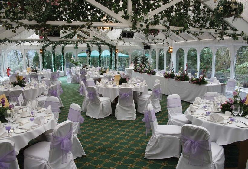 هتل B/w Plus Buxton Lee Wood