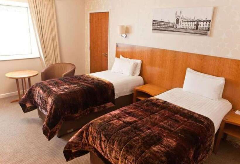 Cambridge Bar Hill Hotel, Bw Signature Collection