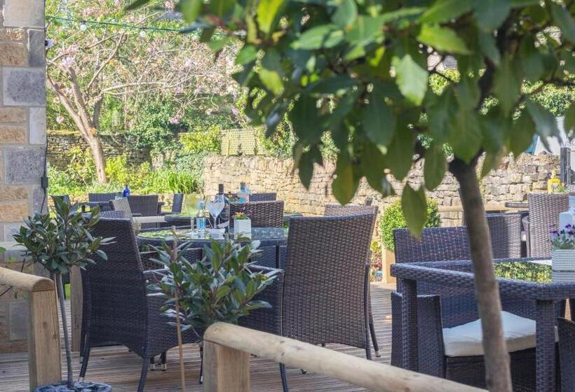 فندق Chester House