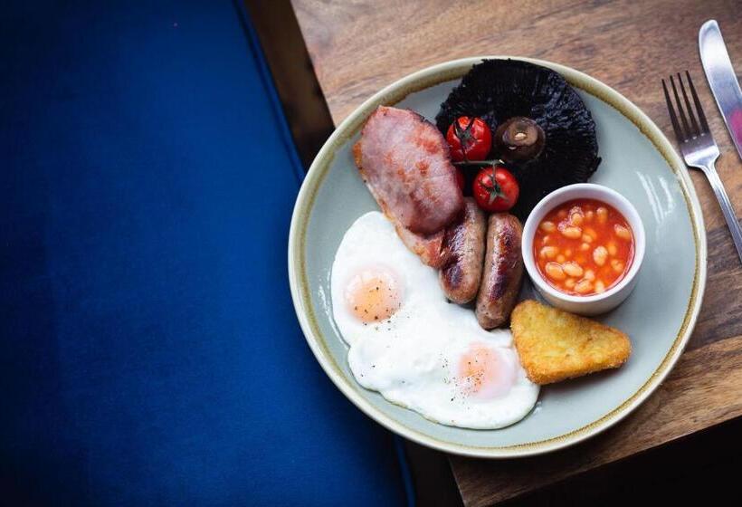 فندق Chester House