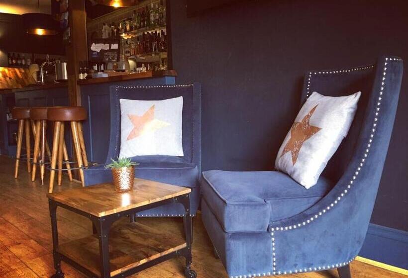 فندق Chester House