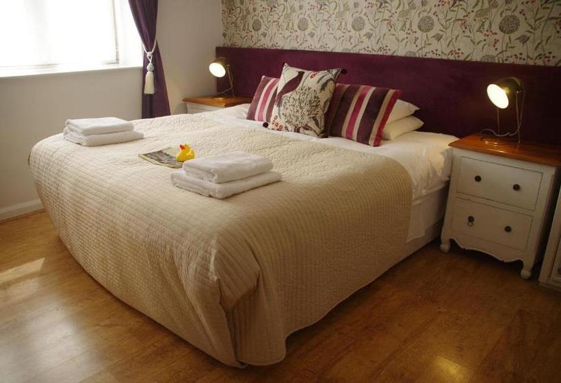 فندق Chester House