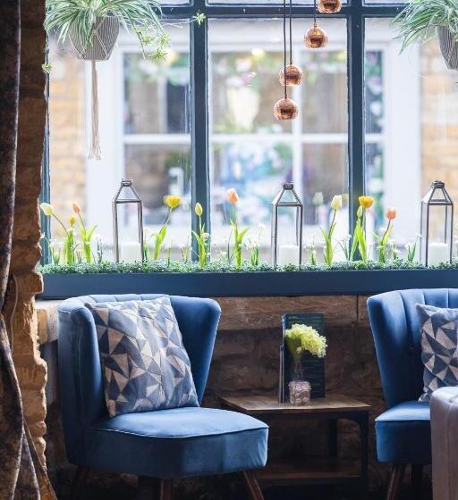 فندق Chester House