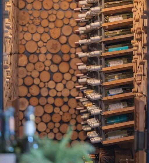 فندق Chester House