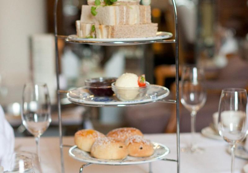 호텔 Chilston Park