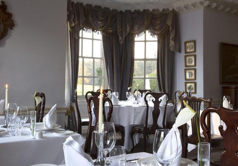 호텔 Chilston Park