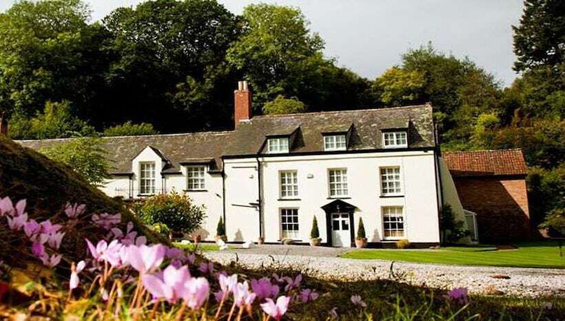 فندق Combe House