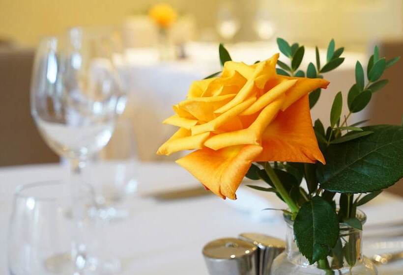 Cotswold House Hotel And Spa   A Bespoke