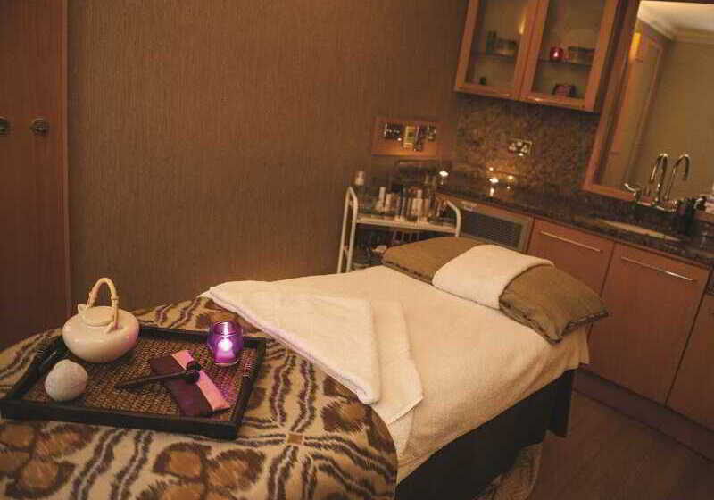 Cottons Hotel And Spa