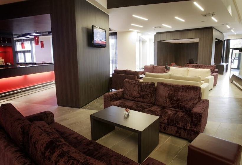 هتل Crowne Plaza Birmingham City, An Ihg