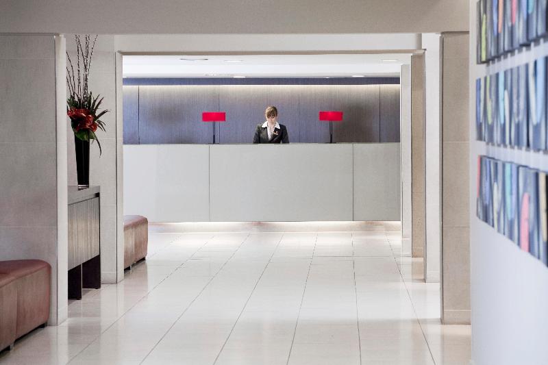 ホテル Crowne Plaza Heathrow