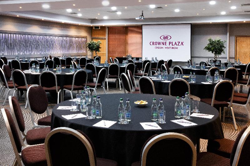 ホテル Crowne Plaza Heathrow