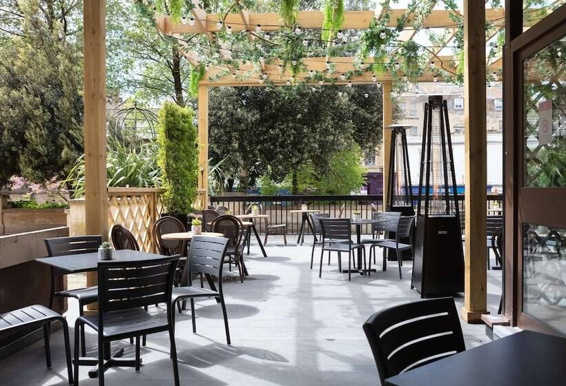 호텔 Doubletree By Hilton Bath