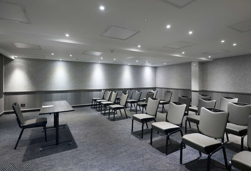 호텔 Doubletree By Hilton Bristol North