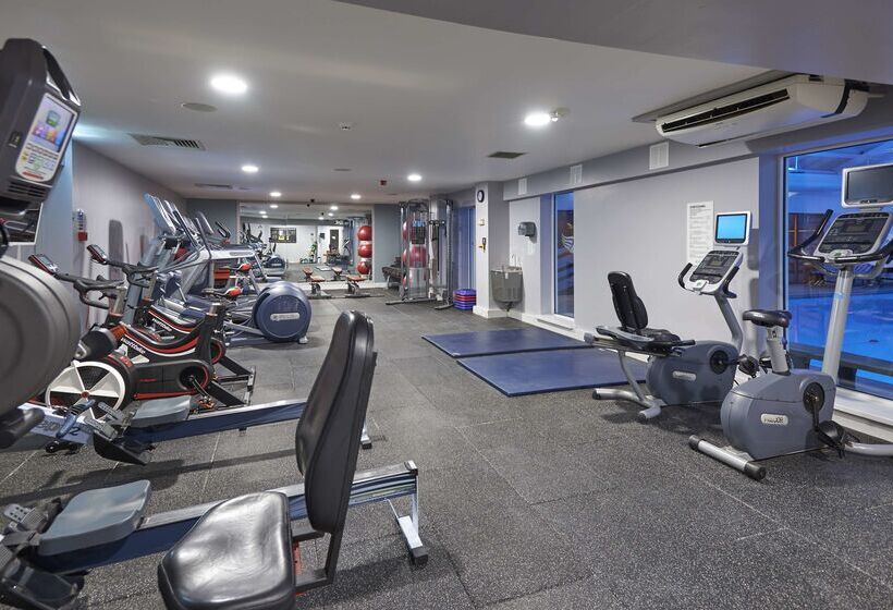 호텔 Doubletree By Hilton Bristol North