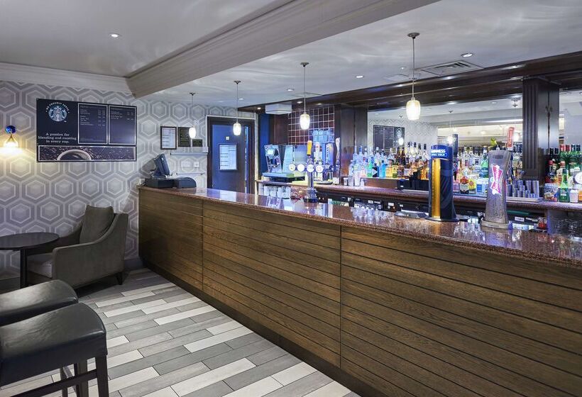 호텔 Doubletree By Hilton Bristol North