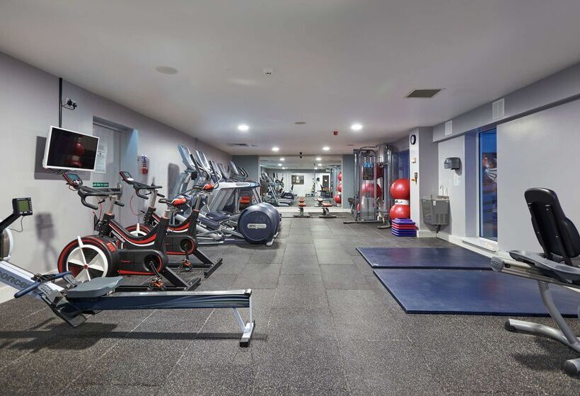 호텔 Doubletree By Hilton Bristol North