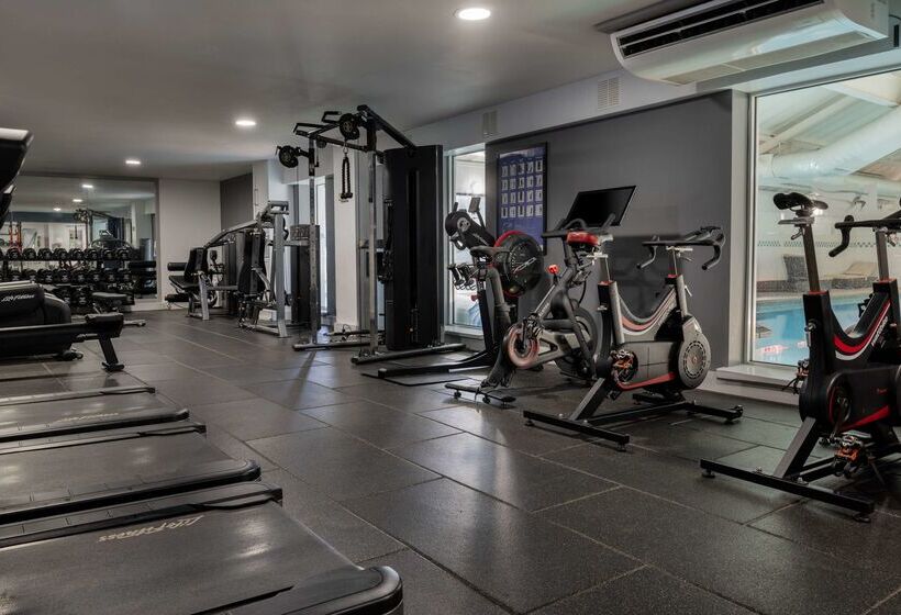 호텔 Doubletree By Hilton Bristol North