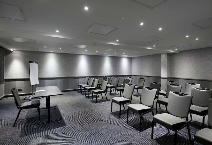 호텔 Doubletree By Hilton Bristol North