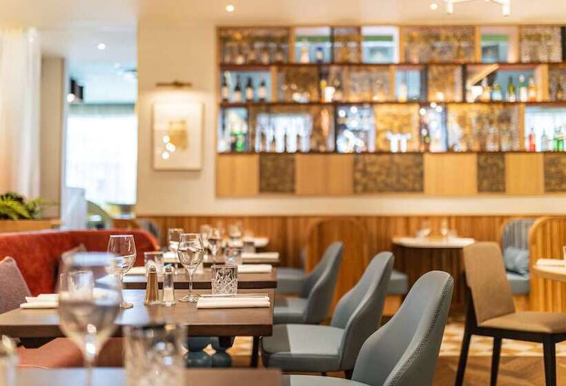 هتل Doubletree By Hilton  London  Victoria