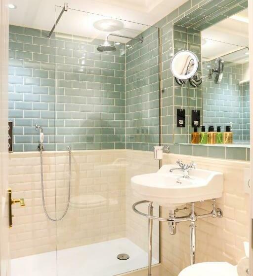 ホテル The Draycott